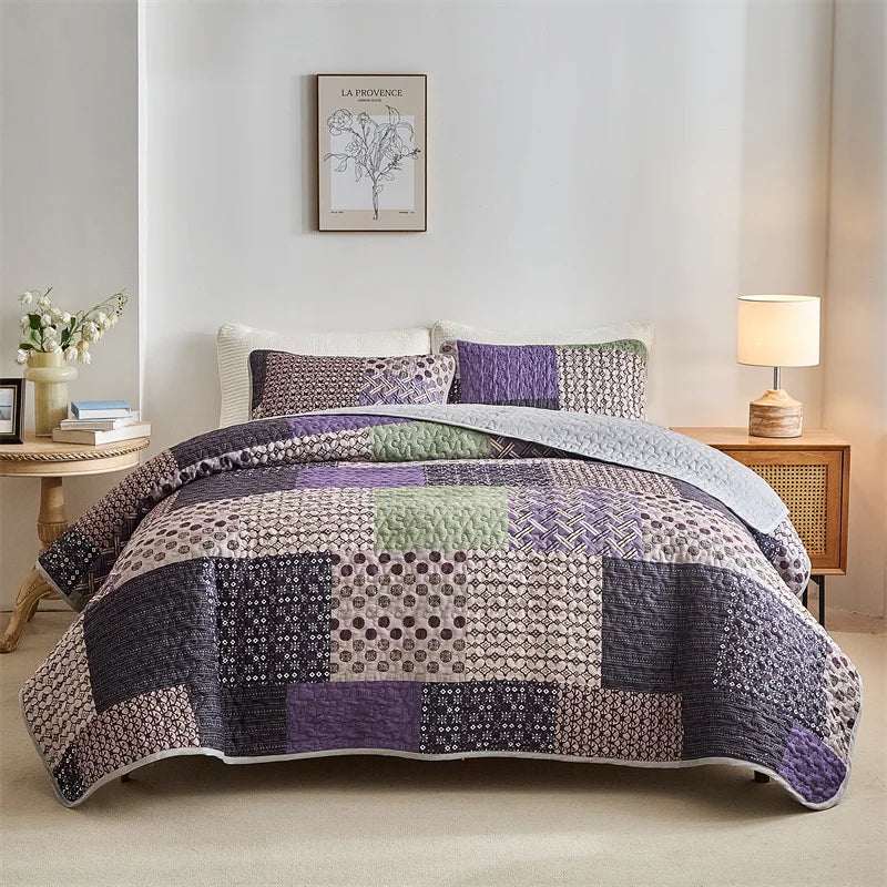 Lightweight Queen Bed Coverlet Set with Cloud Pattern - Soft All-Season Coverlet and Pillow Shams for Cozy Comfort
