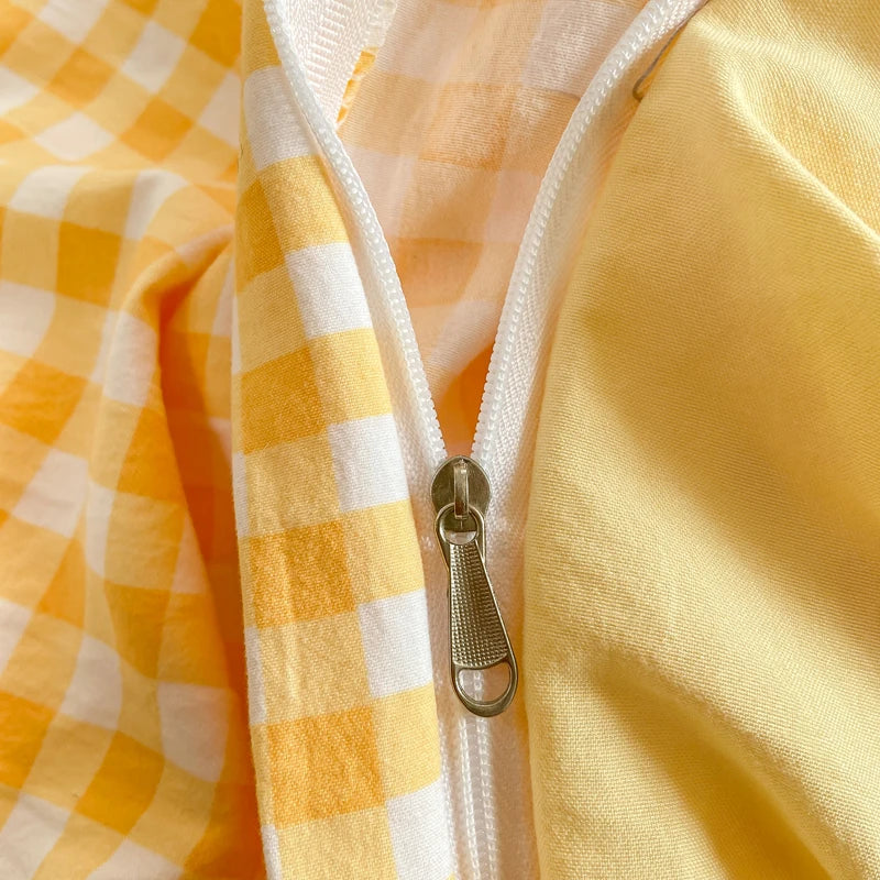 Skin-Friendly Plaid Duvet Cover – Double-Sided Design, Multiple Sizes for King and Queen Bedding